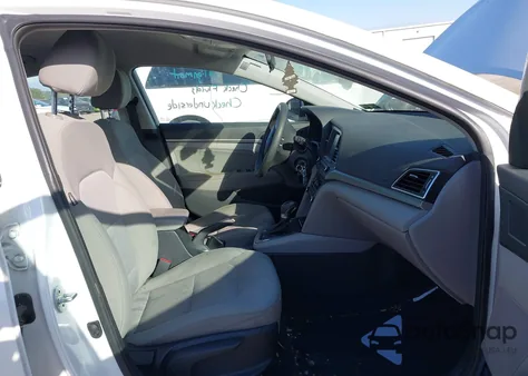 2017 Hyundai Elantra Se z USA, uszkodzony, nr VIN 5NPD84LF2HH108443